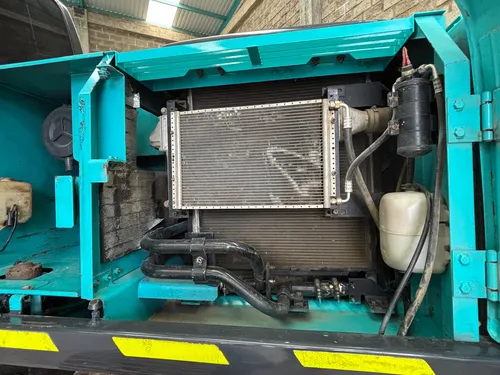 Excavadora Kobelco Sk200, Modelo 2007