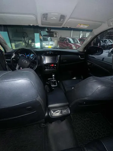 Toyota Fortuner 2.4 Street At 7As