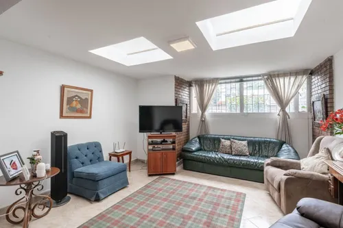 Casa En Arriendo/venta En Niza Antigua. Cod A10647
