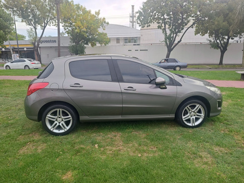 Peugeot 308 2.0 Feline 143cv