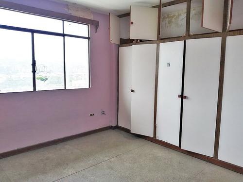 Imagen 7 de 9 de Se Vende Apto 100m2 2h/1b/1p La California Norte 1730
