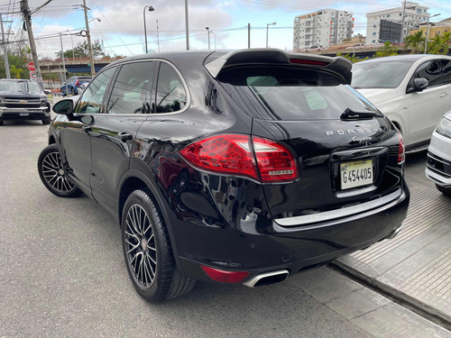 Imagen 3 de 15 de Porsche Cayenne Platinum Americano