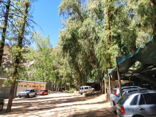 San Rafael, Mendoza. Complejo A La Vera Del Río Atuel.