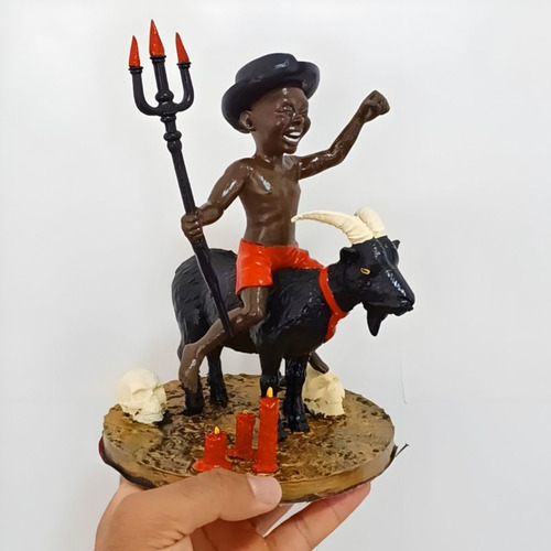 Exu Mirim Na Cabra (22cm) Em Resina Tamanho Grande