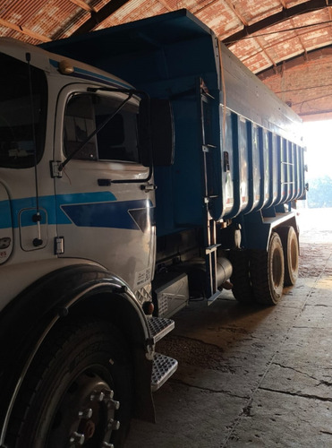 L-1513 3-eixos Caçamba 19 M3