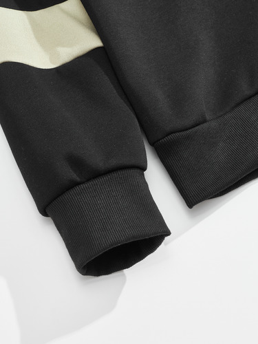Sudadera Holgada Con Solapas Y Botones Para Hombre