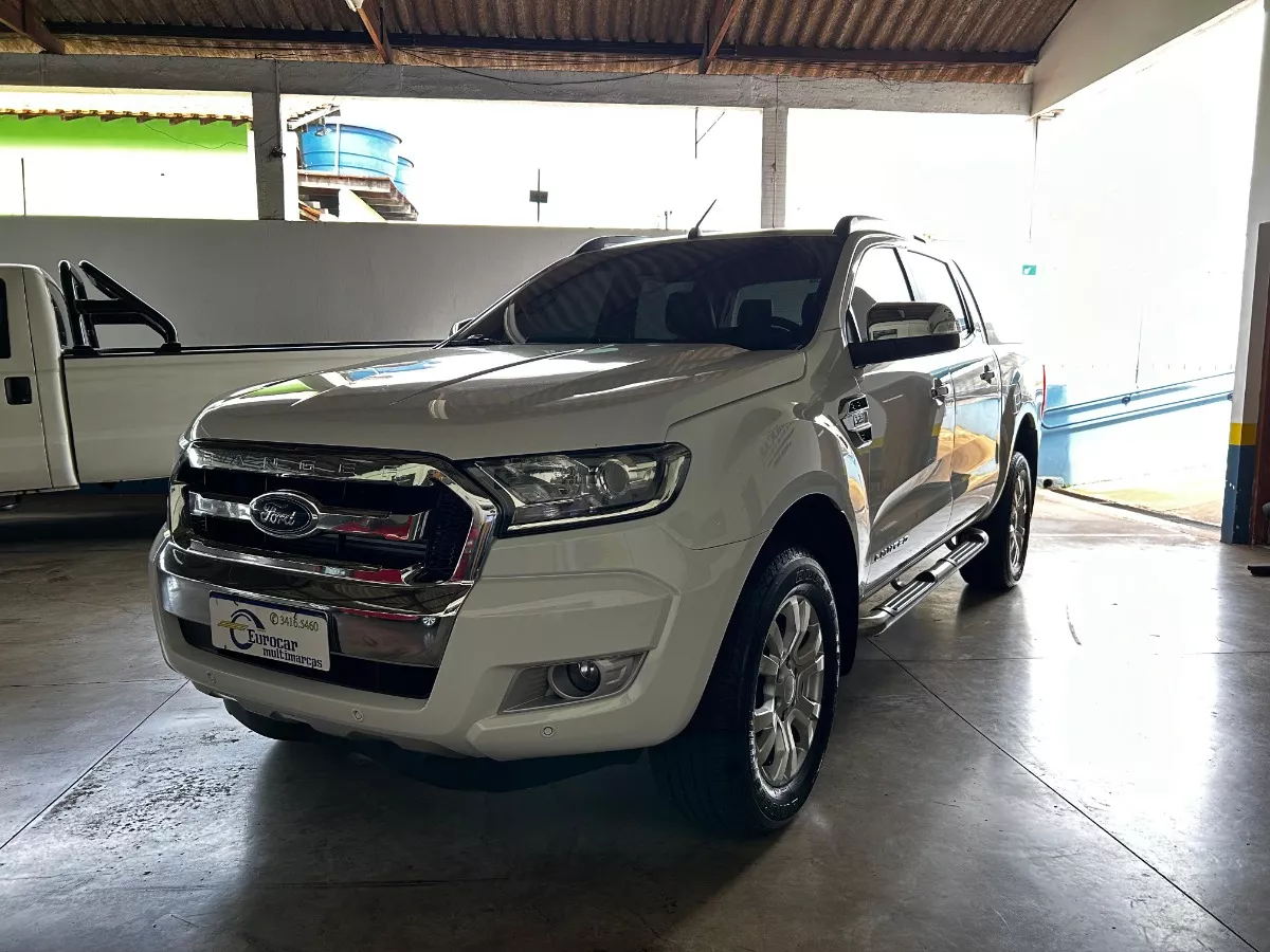 Ford Ranger 3.2 Limited Cab. Dupla 4x4 Aut. 4p