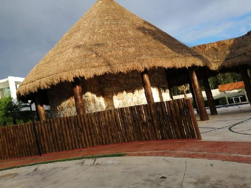 Imagen 28 de 30 de Casa En Venta En Playa Del Carmen.