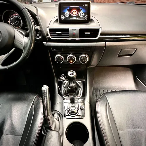 Mazda 3 2.0 Touring