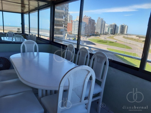 Imagen 5 de 20 de Apartamento En Venta Y Alquiler, Parada 1 Primera Línea De Playa Brava - Ref: 54414