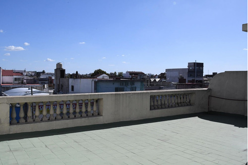 Local Taller Mas Departamen 3 Amb. Patio. Terraza