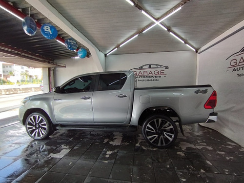 Toyota Hilux 2.8 SRV 4X4 CD 16V DIESEL 4P AUTOMÁTICO