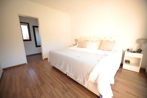 Venta Casa Barrio Maria Victoria - Acepta Permuta