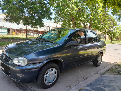 Chevrolet Corsa 1.6 Gl Aa Dh