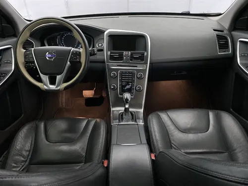 Volvo XC60 3.0 T6 R-design Awd