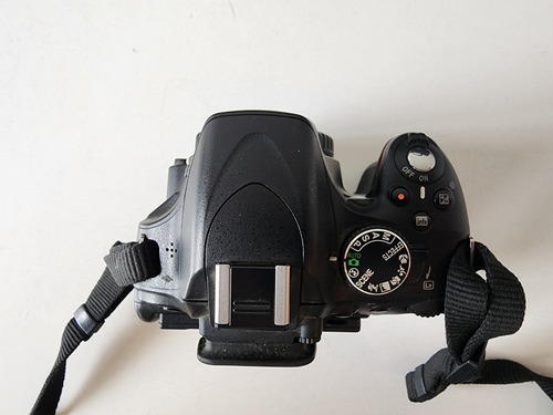 Imagen 5 de 8 de Cámara Nikon D5100 Completa En Caja + Bolso - 18200 Disparos