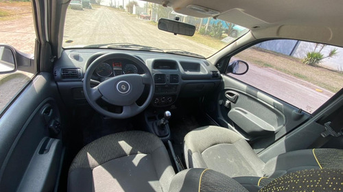 Imagen 11 de 18 de Renault Clio 2013 1.2 Mío Expression Pack I