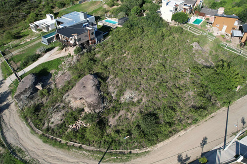 Lote 1.185m2 En Excelente Ubicación En Villa Del Lago A 250mts De R38, Permuto Vehiculos