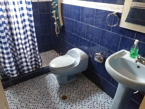 Imagen 11 de 15 de Hermosa Y Cómoda Casa En Venta A Pocos Minutos De Coro #22-24094 04146954944