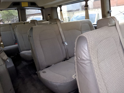 Chevrolet Express 6.0ls C 15 Pas At