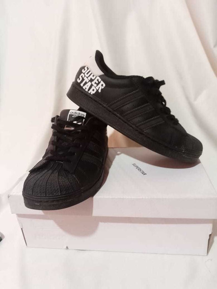 adidas superstar negras y blancas