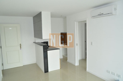 Apartamento En La Brava- Ref: 4815