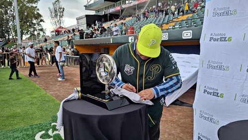 Jersey Pericos De Puebla Campeón Parche Serie Del Rey (Usado)