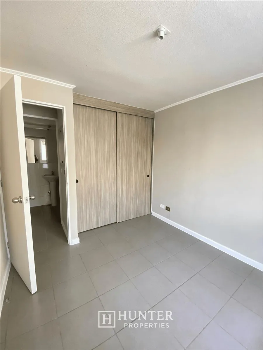 Imagen 5 de 12 de Departamento Venta 2 Dorm,1 B 1 E. En Conchalí Vivaceta