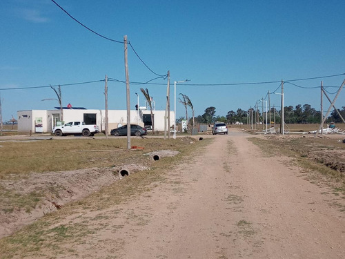 Imagen 3 de 13 de Arroyos De San Vicente Terrenos 600mts2 - San Vicente - Seguridad 24hs, Pileta Y Club House.