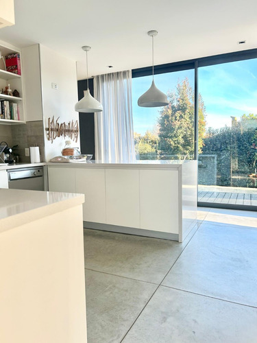 Casa Venta Altos De La Tahona Barrio Privado 3 Dor Piscina Parrillero