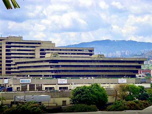 Su Oficina En La Mejor Ubicacion De Caracas.