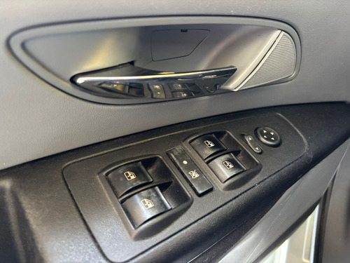 Fiat Linea Linea Essence 1.8 16V Dualogic (Flex)
