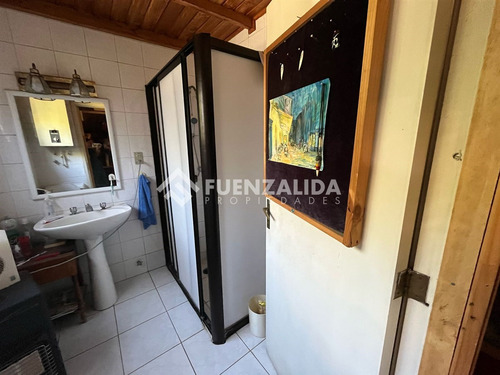 Oportunidad Casa Para Remodelar En Venta De 4d 4b. En Concón