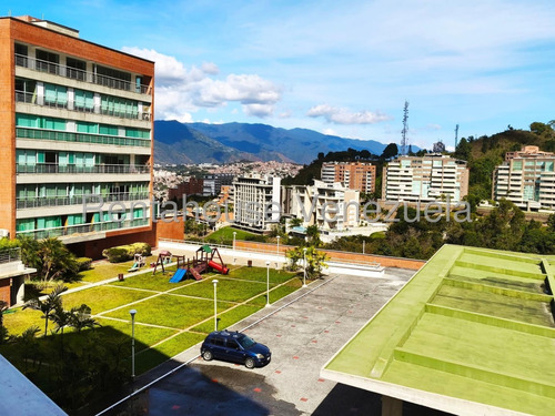 Moderno Apartamento En Alquiler, Urb. El Solar Del Hatillo