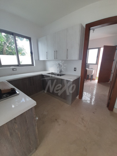 Imagen 6 de 20 de Casa Exclusiva Y Moderna A Estrenar En Venta, Las Carmelitas, Santiago (jpc-209)