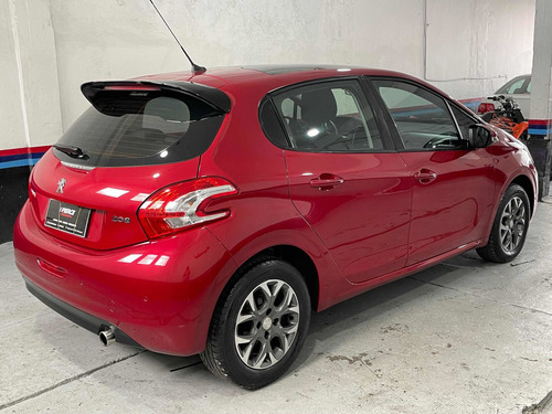 Imagen 7 de 25 de Peugeot 208 2016 1.6 Allure Touchscreen