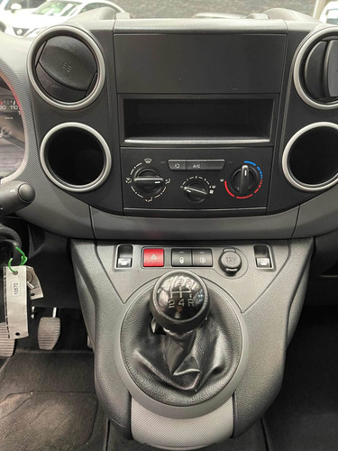 Imagen 9 de 14 de Peugeot Partner 2017 1.6 Hdi Maxi Mt