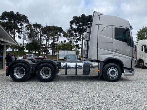 Imagem 6 de 14 de Volvo Fh 540 6x4 2021 Fh Traçado Volvo
