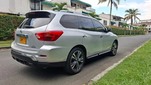 Nissan Pathfinder 3.5 R52 Exclusive