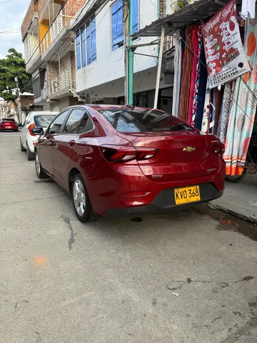 Chevrolet Onix 1.0T Premier Sedan At