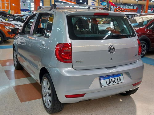 Imagem 4 de 15 de Volkswagen Fox Trend 1.6 Mi 8v