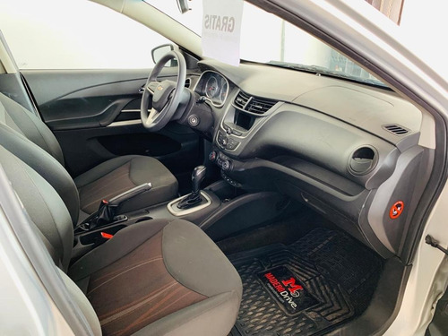 Imagen 8 de 10 de Chevrolet Aveo 2019