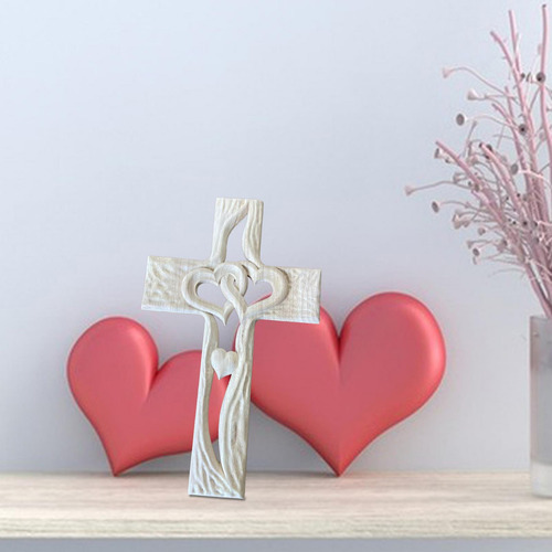 Crucifijo De Cruz De Madera Tallada Con Corazones Estándar