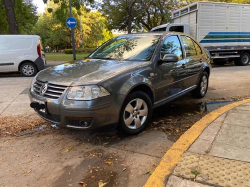 Volkswagen Bora 2.0 Trendline 115cv 2011