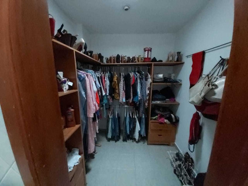 Imagen 8 de 14 de Venta Townhouse Residencias La Montaña