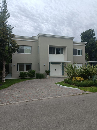 Casa A La Venta Club De Campo Abril