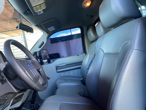 Imagen 6 de 6 de Ford Súper Duty 4x4 Impecable Como Nuevo 2014
