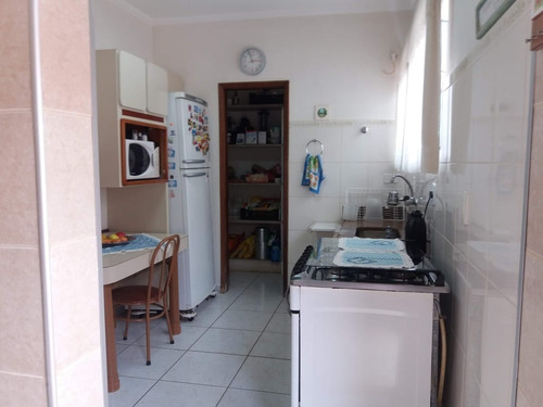 Imagem 17 de 20 de Está A Duas Quadras Do Balão Castelo. Totalmente Plana, Conservadíssima. Cas00284
