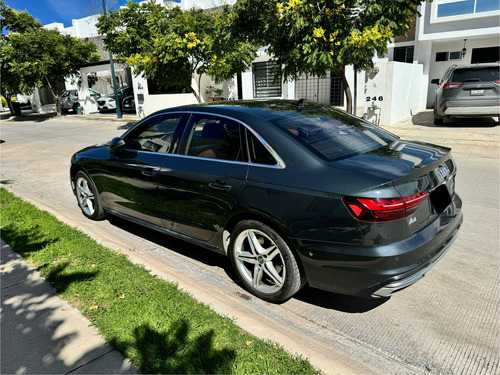 Audi A4 2.0 T Select 190hp Dsg
