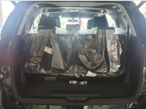 Imagen 6 de 13 de Toyota Sw4 2022 2.8 Srx 177cv 4x4 7as At